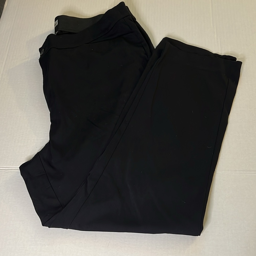 Catherine’s Universal Pant Like-New size 22W Black Sides Slash and Pack pockets